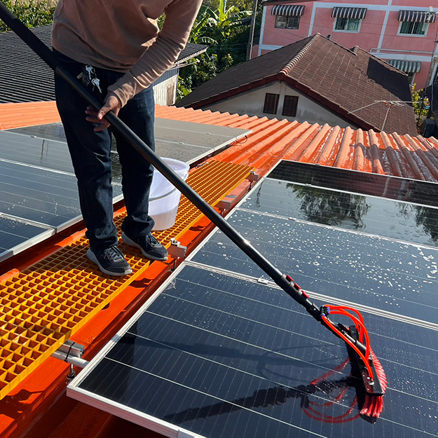 รับล้างแผงโซล่าเซลล์ Cleaning and Inspection Solar Cell